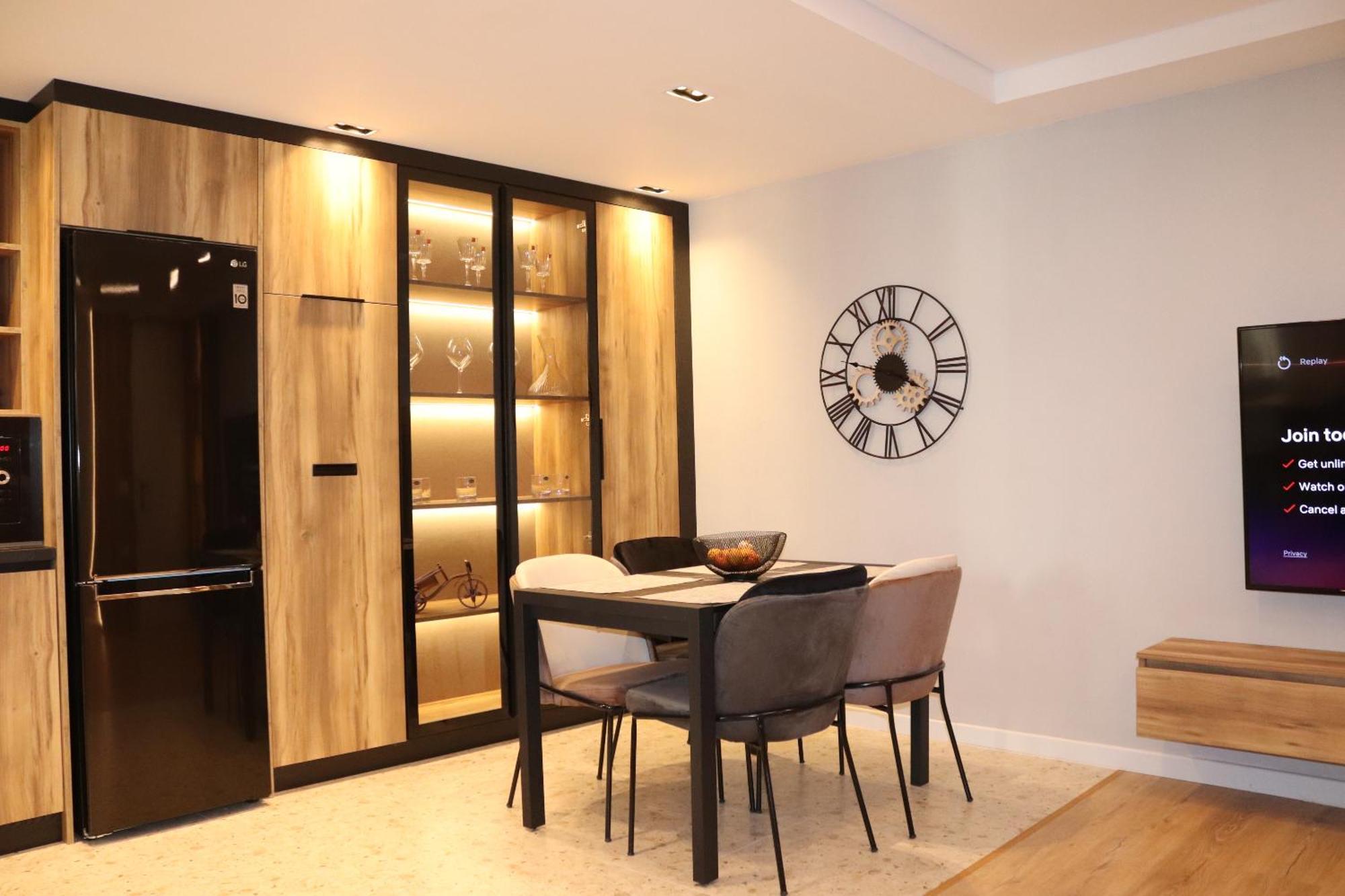 Soinn'S Apartament ติรานา ภายนอก รูปภาพ